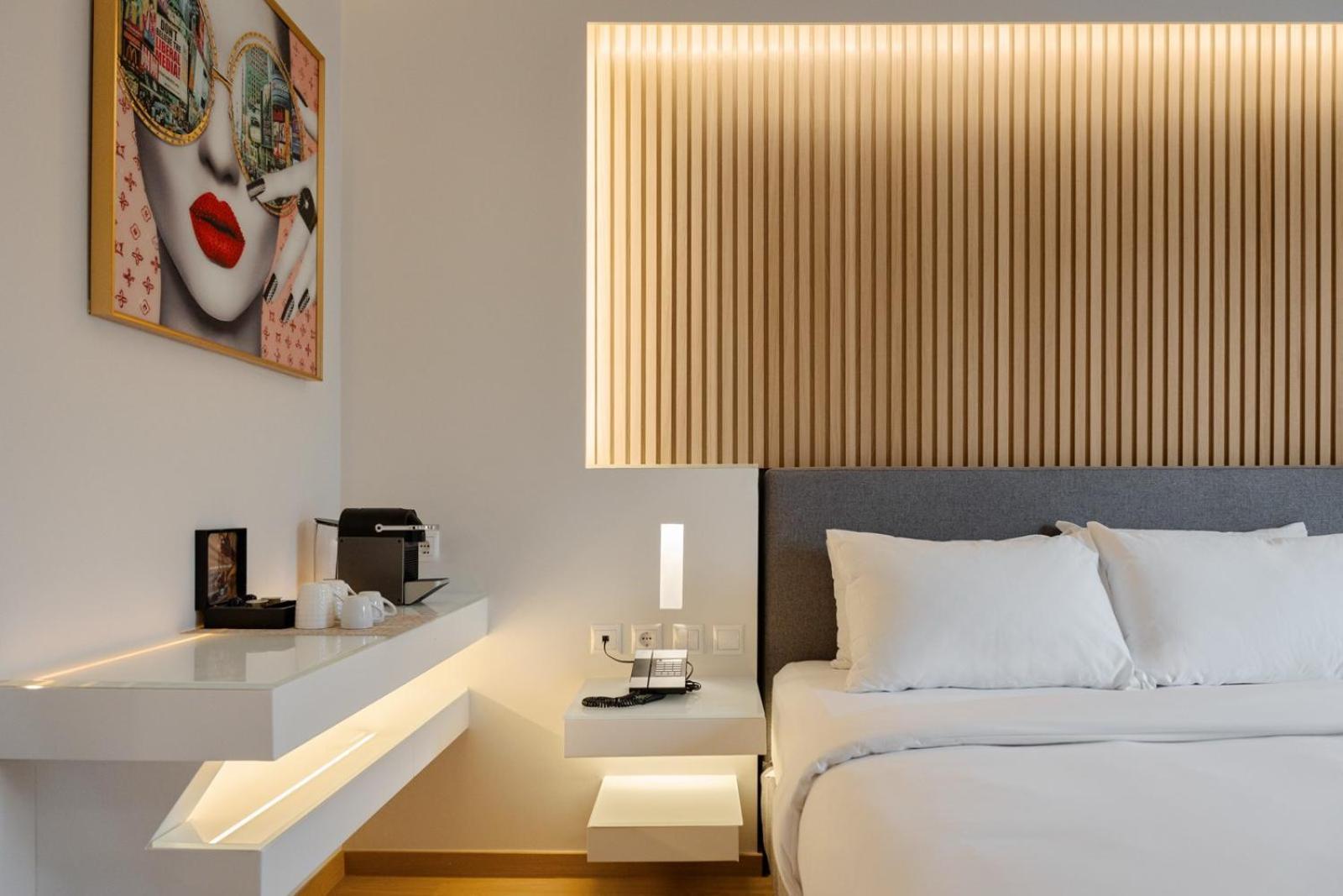Kreoli Hotel Атина Екстериор снимка